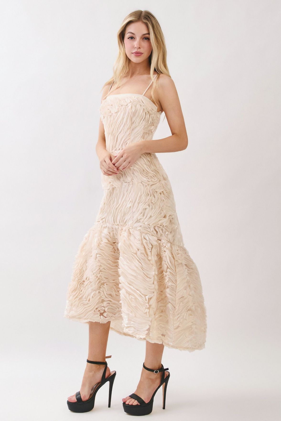 Champagne Rosette Textured Midi Dress - Image 3